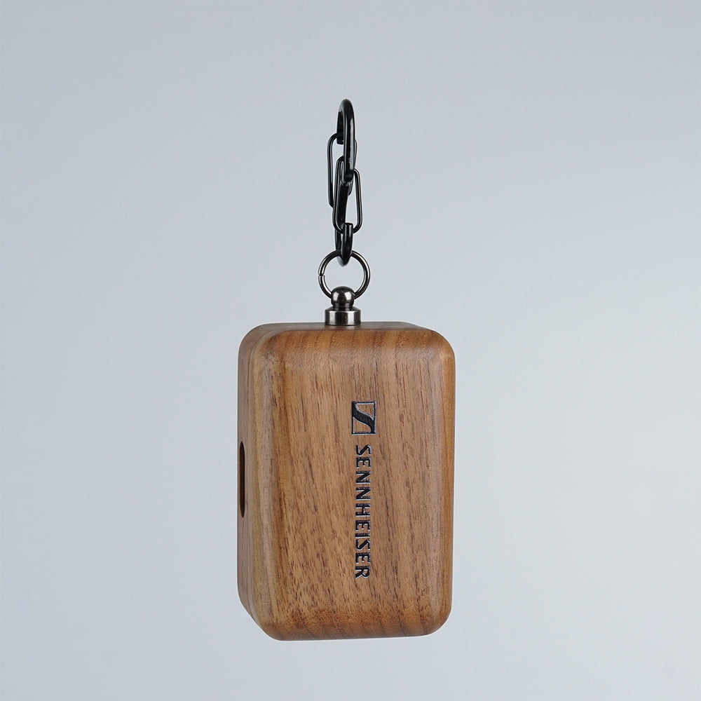 MOMENTUM True Wireless 4 Walnut Case